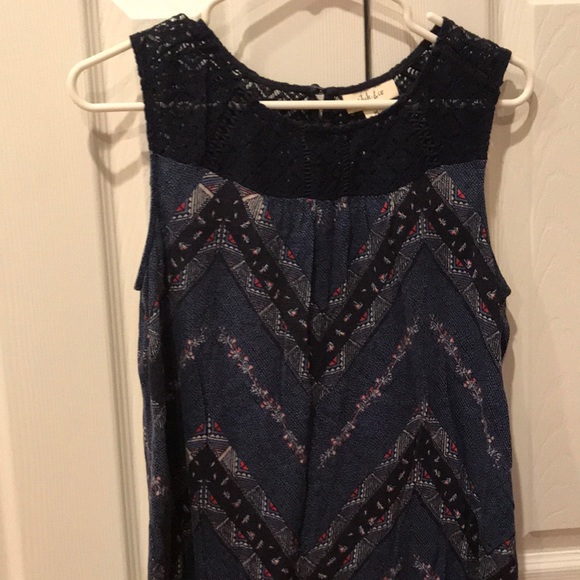 Style and Co tank shirt - Picture 2 of 2